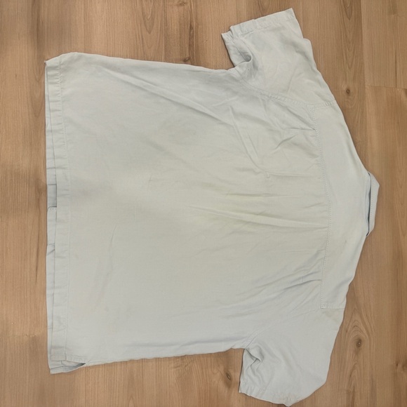 Men’s XL short sleeve casual button down shirt Tommy Bahama baby blue 100% silk - Picture 5 of 10